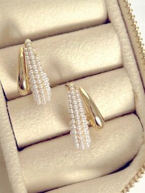 Zara Pearl Huggie Earrings | 14k Gold Color | Luxury Hoop Earrings